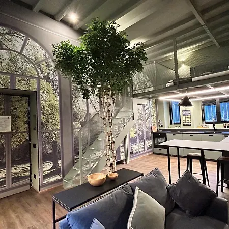 Apartamento Tree House - Stylish Loft In The Heart Of *